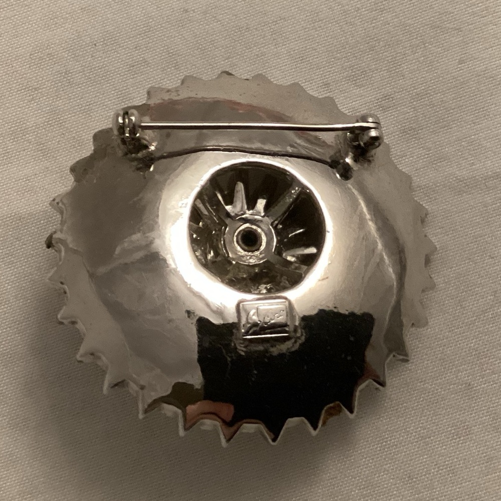 CORO 3D Starburst Snow Flake Silvertone And Clear Glass Brooch - Picture 3 of 4